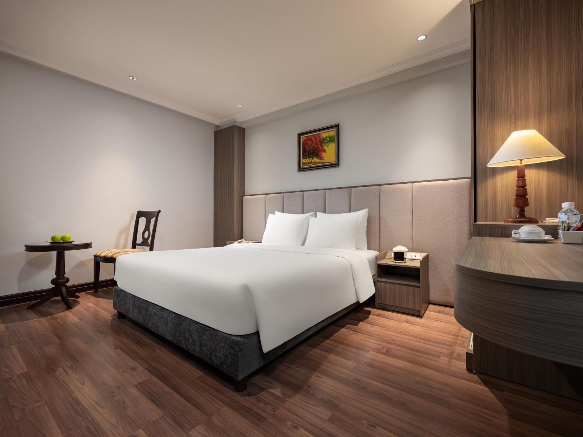 Minasi Premium Hotel Hanoi Exterior foto